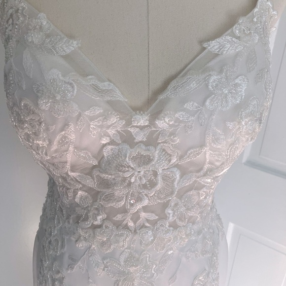 LULUS Bridal Wedding Elegant Sophisticated Floral Beaded Corset Mermaid Gown - Picture 5 of 5